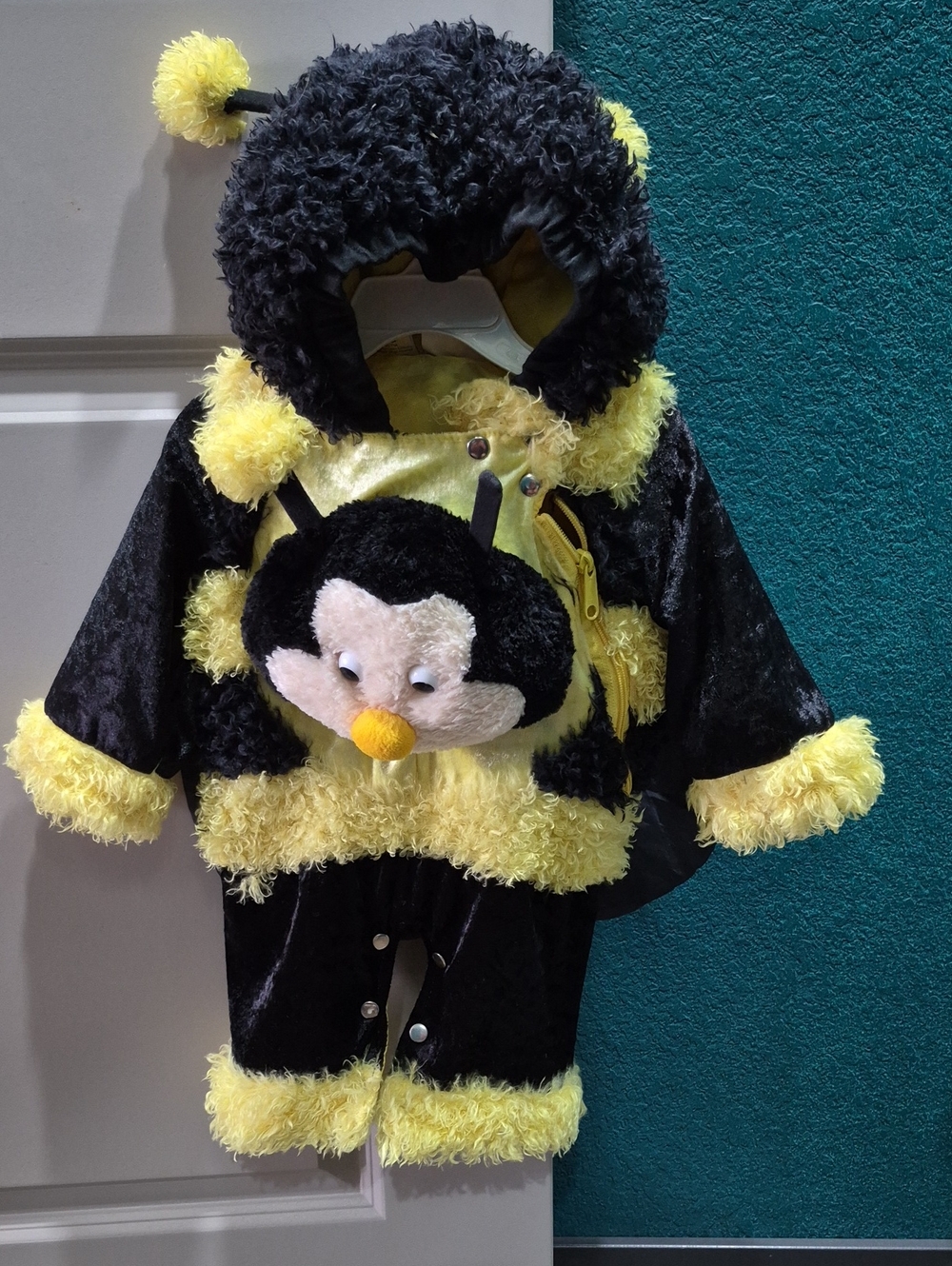 Baby Bumble Bee Costume with Plush Bee  - Black & Yellow 18m